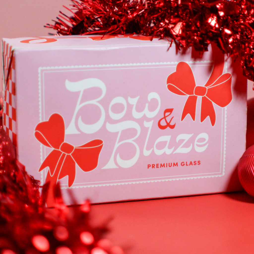 Go Easy Bow & Blaze Spoon Pipe